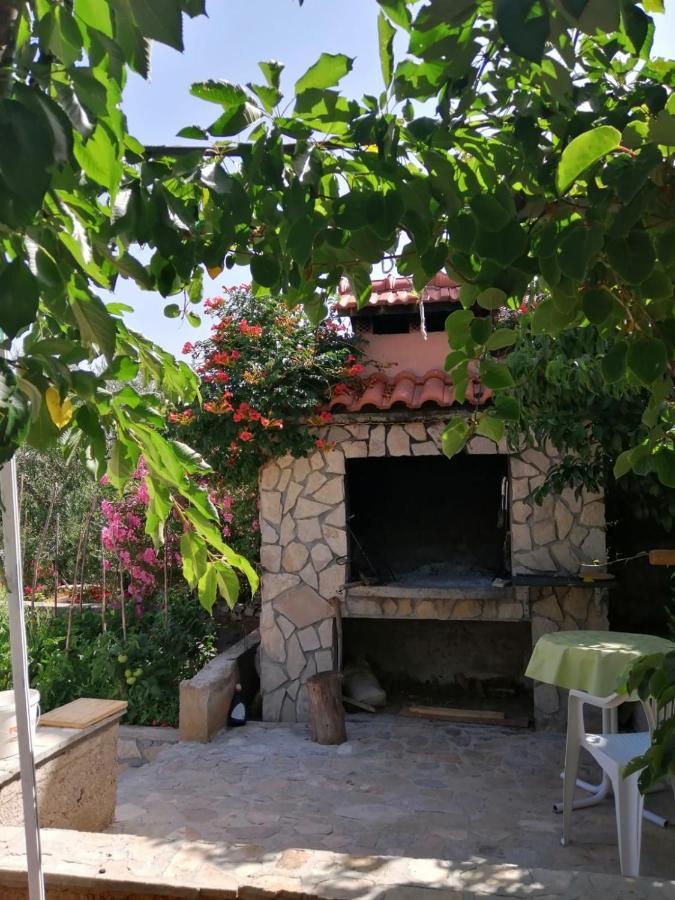 Apartmani Zmiric Primošten Extérieur photo