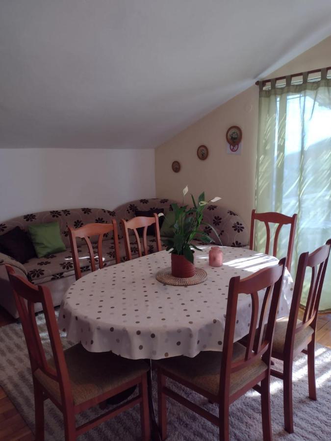 Apartmani Zmiric Primošten Extérieur photo