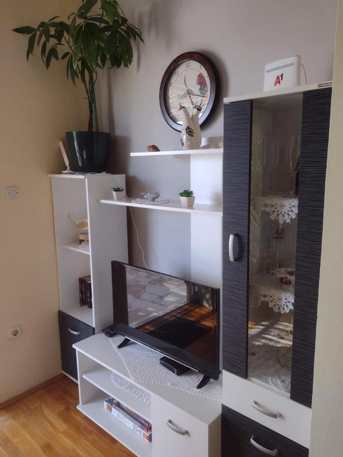 Apartmani Zmiric Primošten Extérieur photo