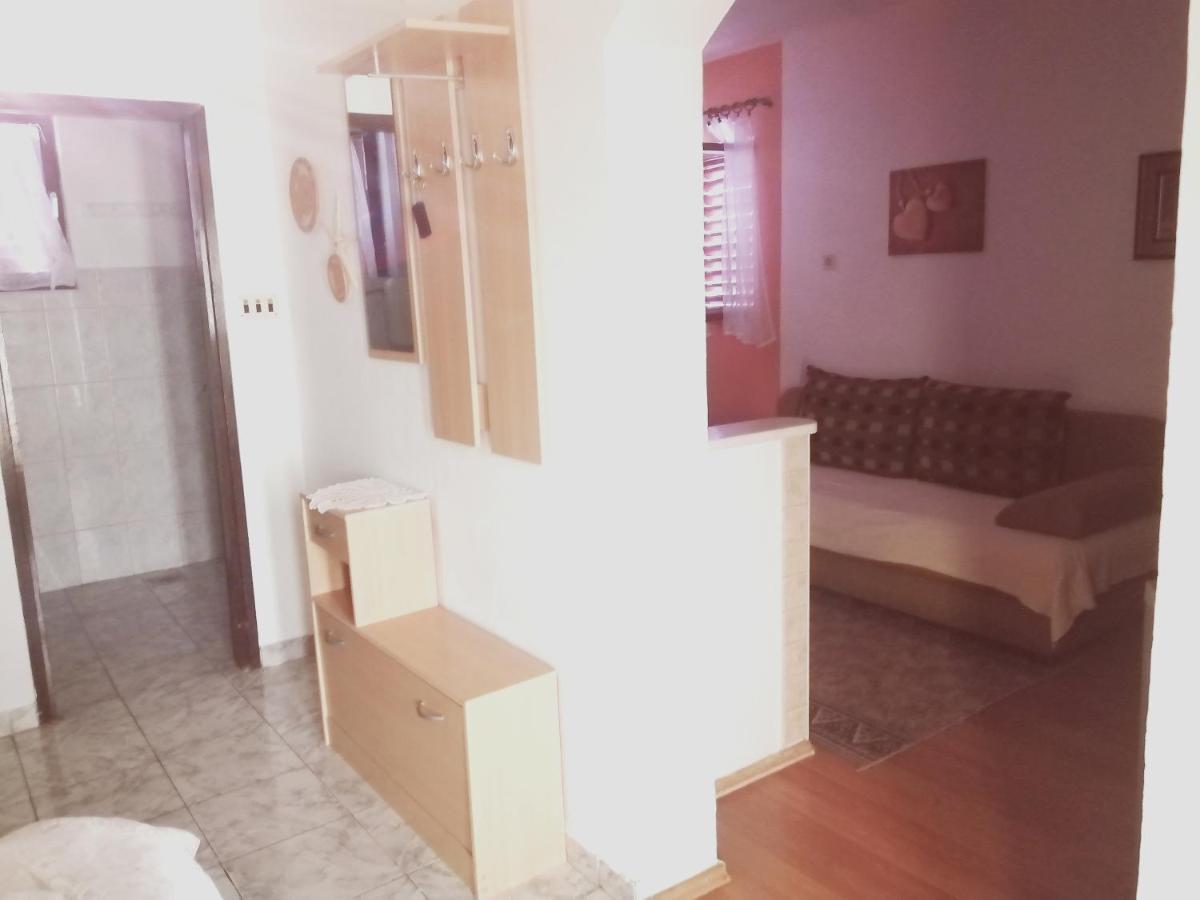 Apartmani Zmiric Primošten Extérieur photo