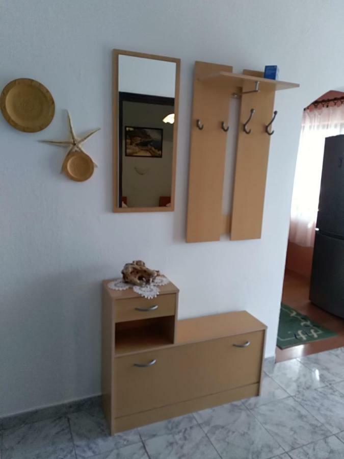 Apartmani Zmiric Primošten Extérieur photo