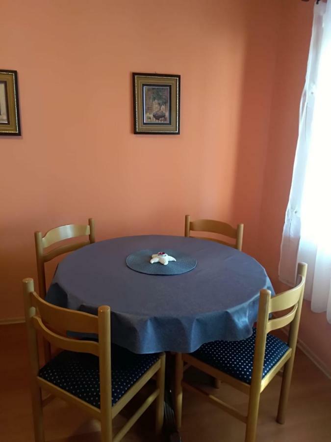 Apartmani Zmiric Primošten Extérieur photo